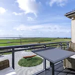 Zwei Wasser - Alte Seefahrtschule Hotel apartamentowy 4*
