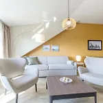 Aparthotel Zwei Wasser - Alte Seefahrtschule Wustrow (Fischland)
