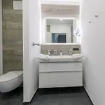 Zwei Wasser - Alte Seefahrtschule 4*