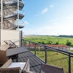 Zwei Wasser - Alte Seefahrtschule 4*