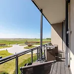 Zwei Wasser - Alte Seefahrtschule 4*