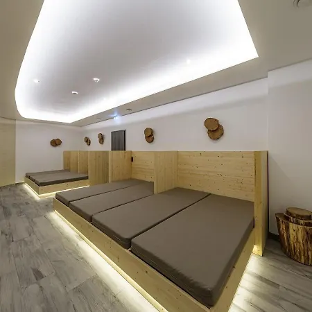 Zwei Wasser - Alte Seefahrtschule