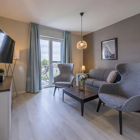 Zwei Wasser - Alte Seefahrtschule 4*