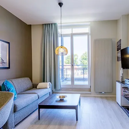 Aparthotel Zwei Wasser - Alte Seefahrtschule