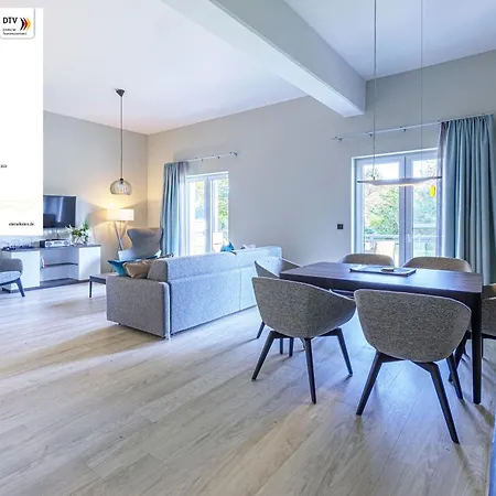 Zwei Wasser - Alte Seefahrtschule 4* Wustrow (Fischland)