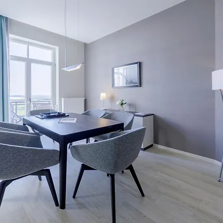 Zwei Wasser - Alte Seefahrtschule 4* Wustrow (Fischland)