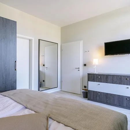 Zwei Wasser - Alte Seefahrtschule 4* Wustrow (Fischland)