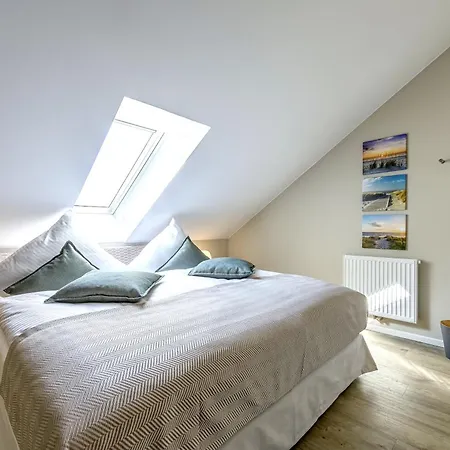 Aparthotel Zwei Wasser - Alte Seefahrtschule 4*