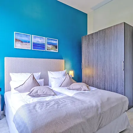 Zwei Wasser - Alte Seefahrtschule 4* Wustrow (Fischland)