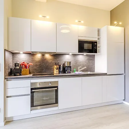 Aparthotel Zwei Wasser - Alte Seefahrtschule 4*